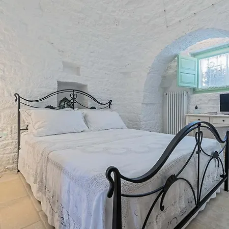 Trullo Il Fragno Villa